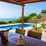 Okeanides Villa