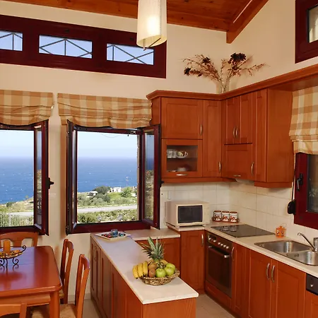 Okeanides Villa *